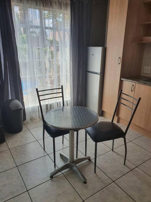 Apartament Funky Dot Sleeping Spot Kempton Park Zewnętrze zdjęcie