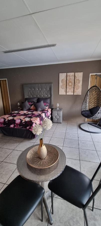 Apartament Funky Dot Sleeping Spot Kempton Park Zewnętrze zdjęcie